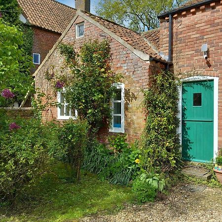 Berry Barn Villa Strubby Exterior photo